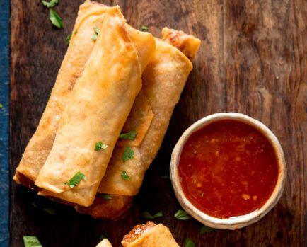 Chicken Egg Roll(2 Pcs)